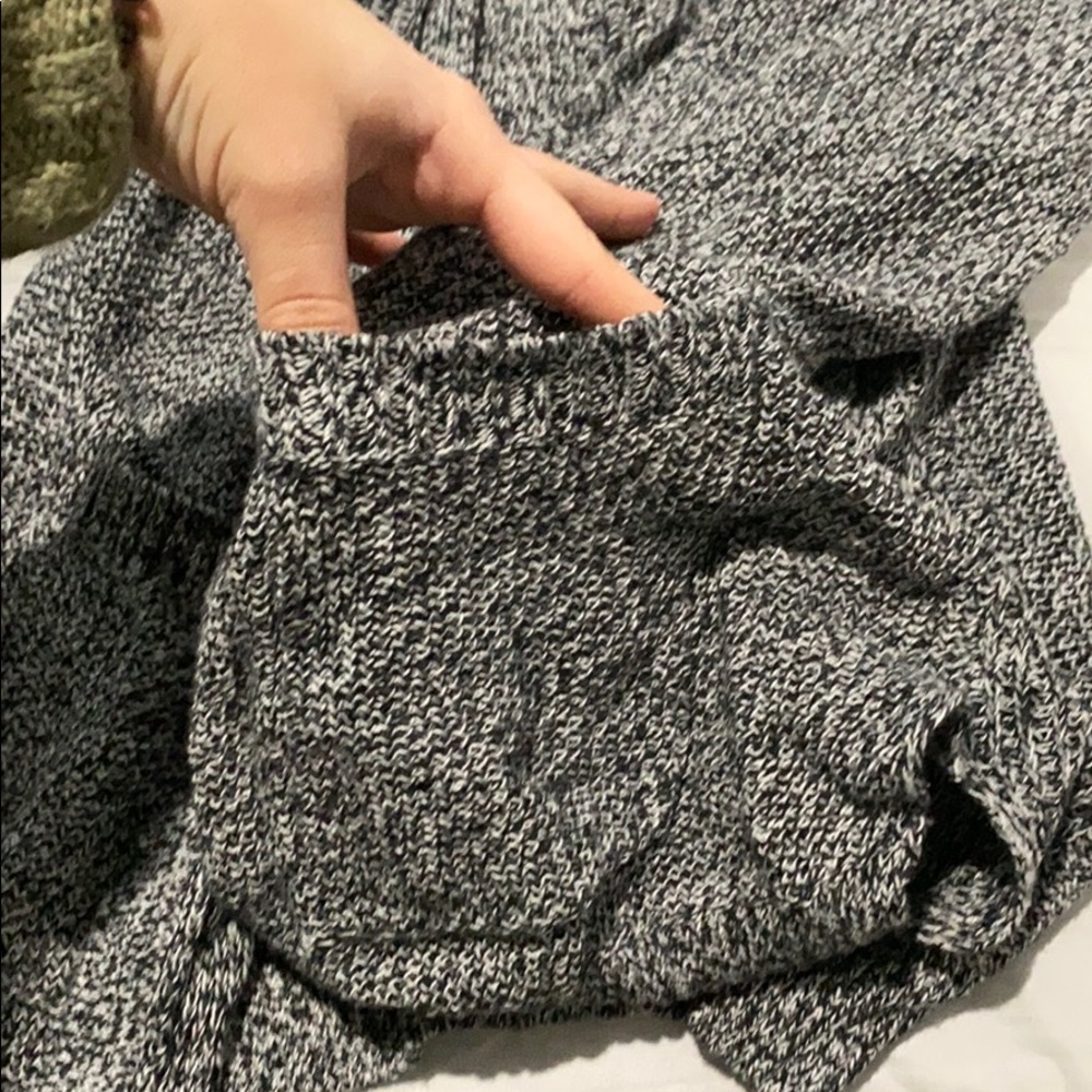 Cardigan - Picture 2 of 3